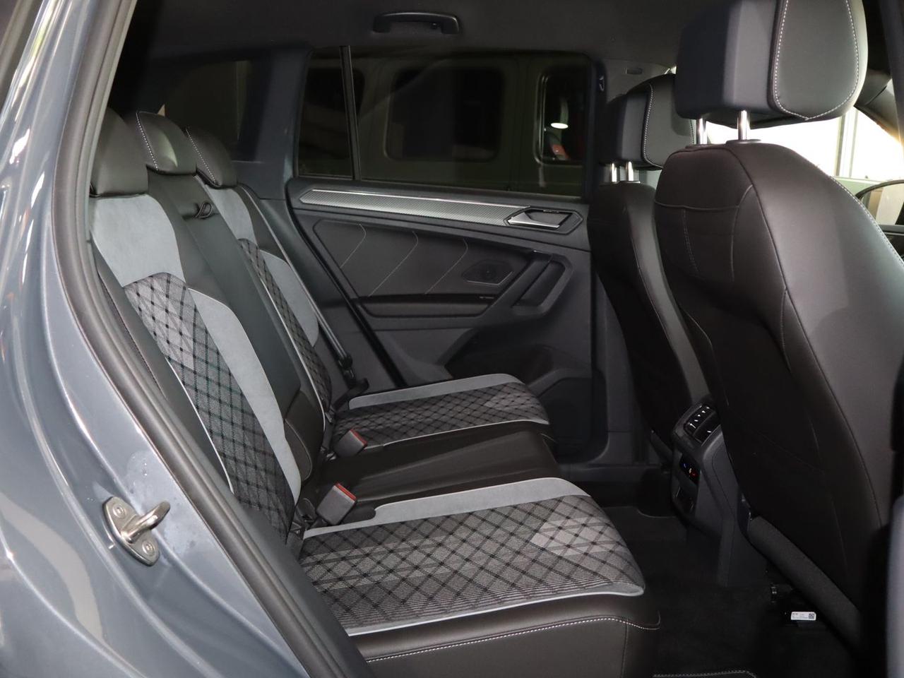 Volkswagen Tiguan R Line 1.5 TSI #10982