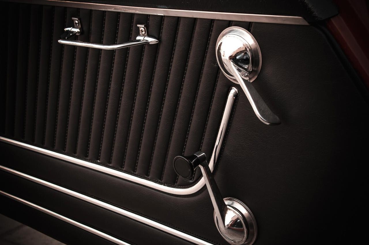 Alfa Romeo Spider Duetto osso di seppia 1750