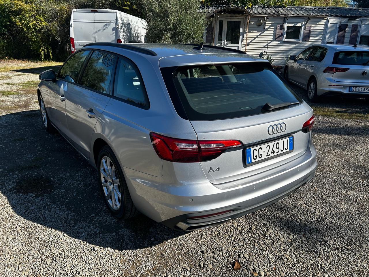 Audi A4 Avant 35 TDI/163 CV S tronic Business Advanced