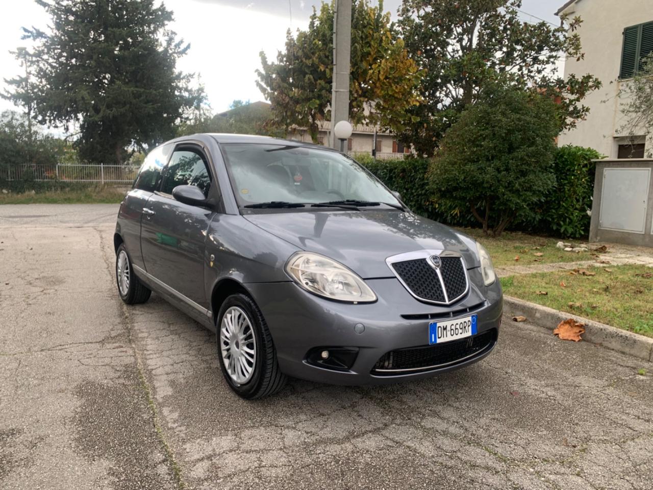Lancia Ypsilon 1.2 modamilano restailing