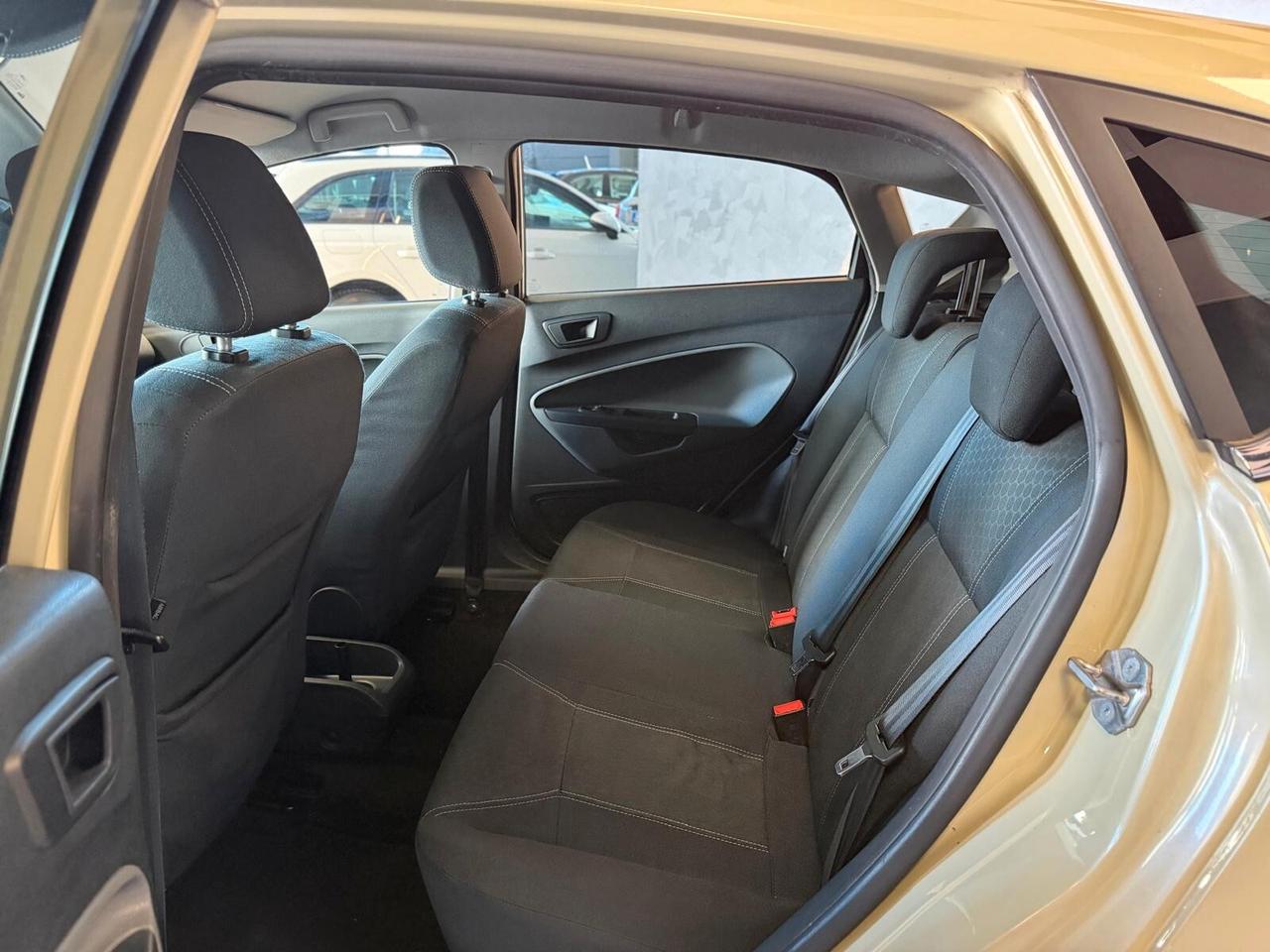Ford Fiesta 1.2 82 CV 5 porte GPL