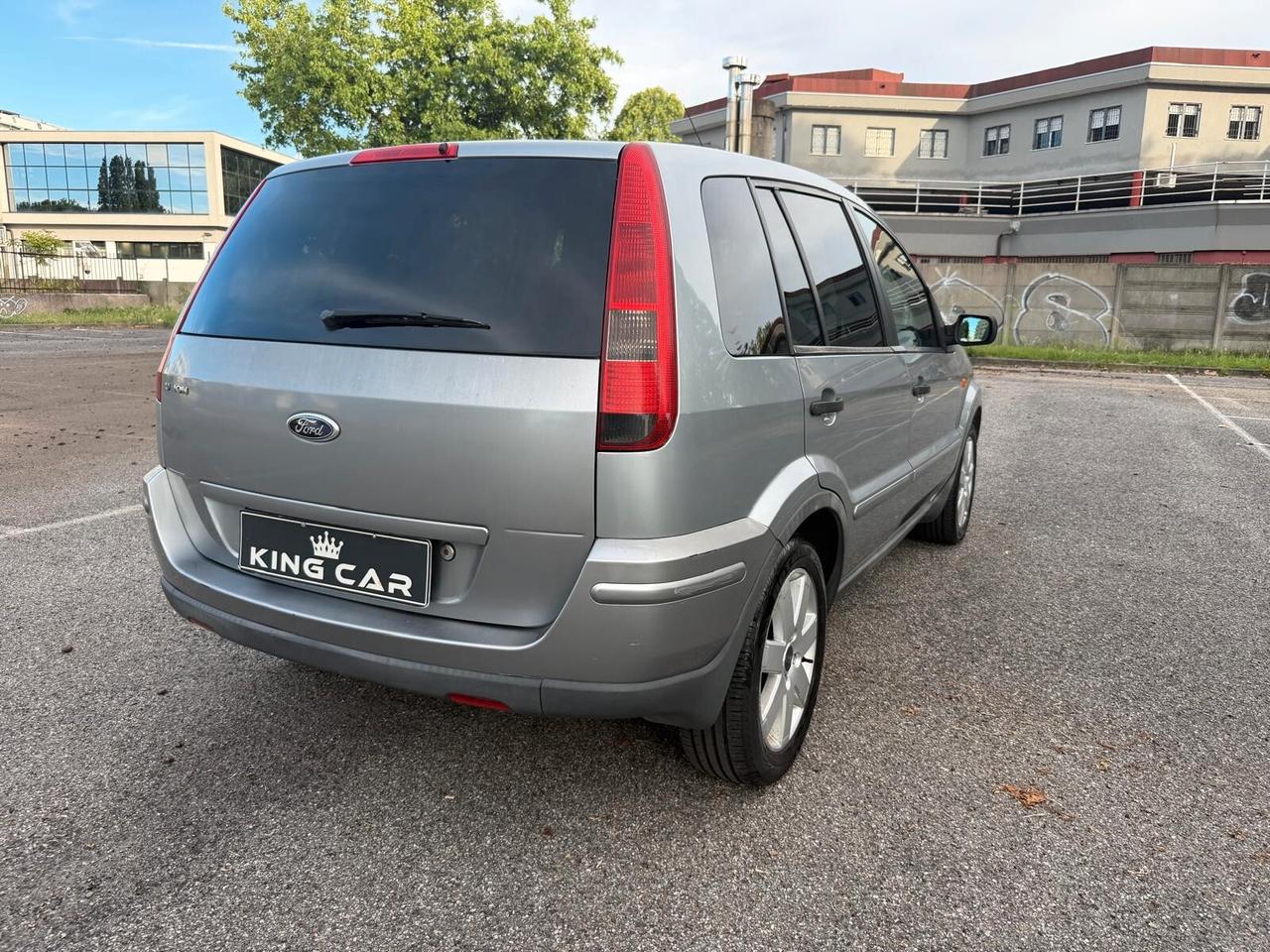 Ford Fusion 1.6 16V 5p. Leather