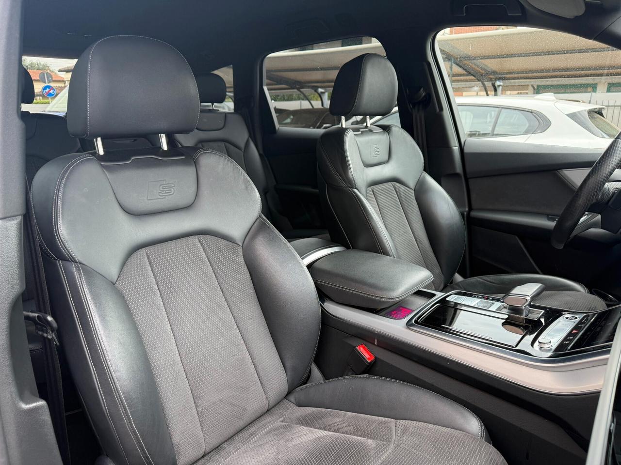 Audi Q7 50 TDI quattro tiptronic S-line 7 posti