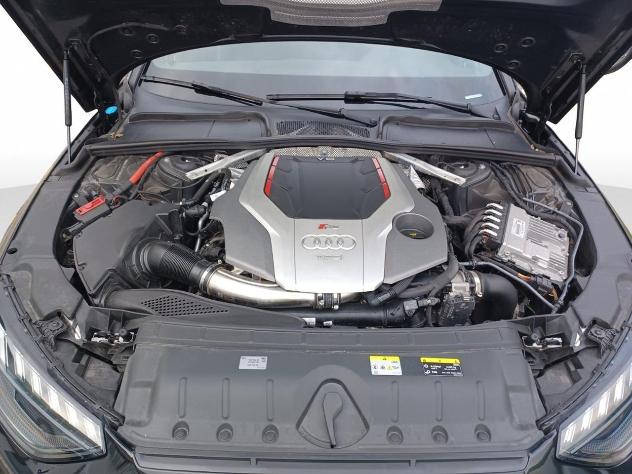 Audi RS4 avant 2.9 tfsi quattro 450cv tiptronic