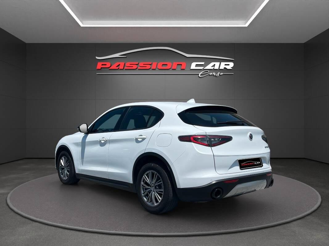 Alfa Romeo Stelvio 2.2 t Super rwd 160cv auto