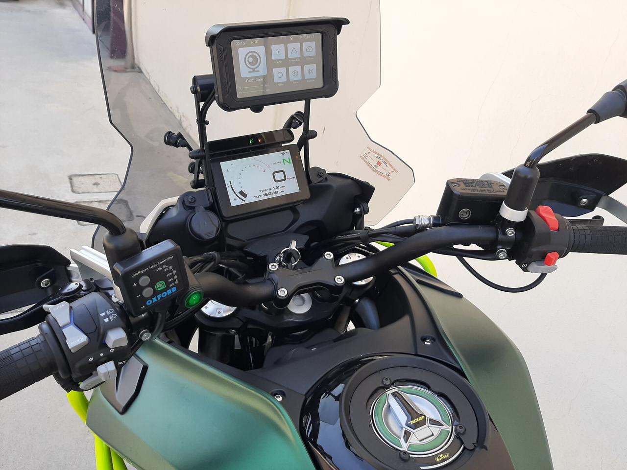 Benelli TRK 702 X ABS