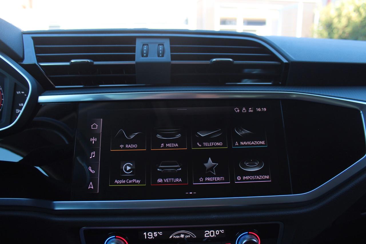 Audi Q3 35 TDI S tronic Business