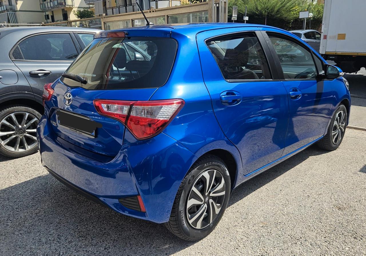 Toyota Yaris 1.0 72CV 5P Lounge SOLO 54000KM