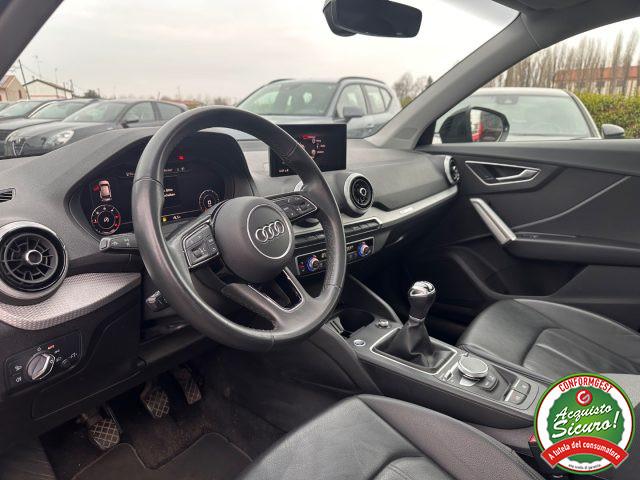 AUDI Q2 30 TDI S line Edition