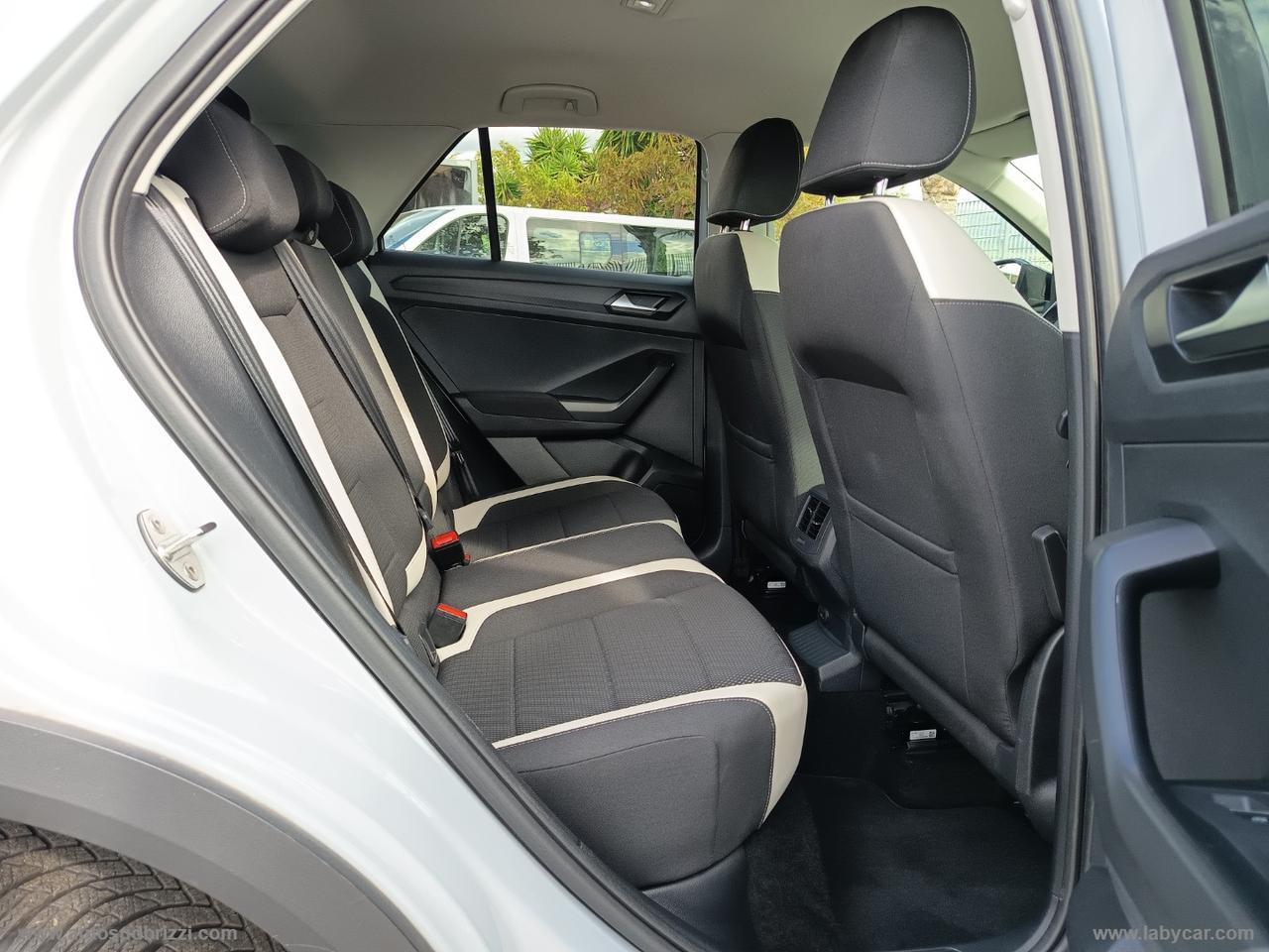 VOLKSWAGEN T-Roc 1.6 TDI SCR Advanced BlueMot.Tech. NAVI+RETRO