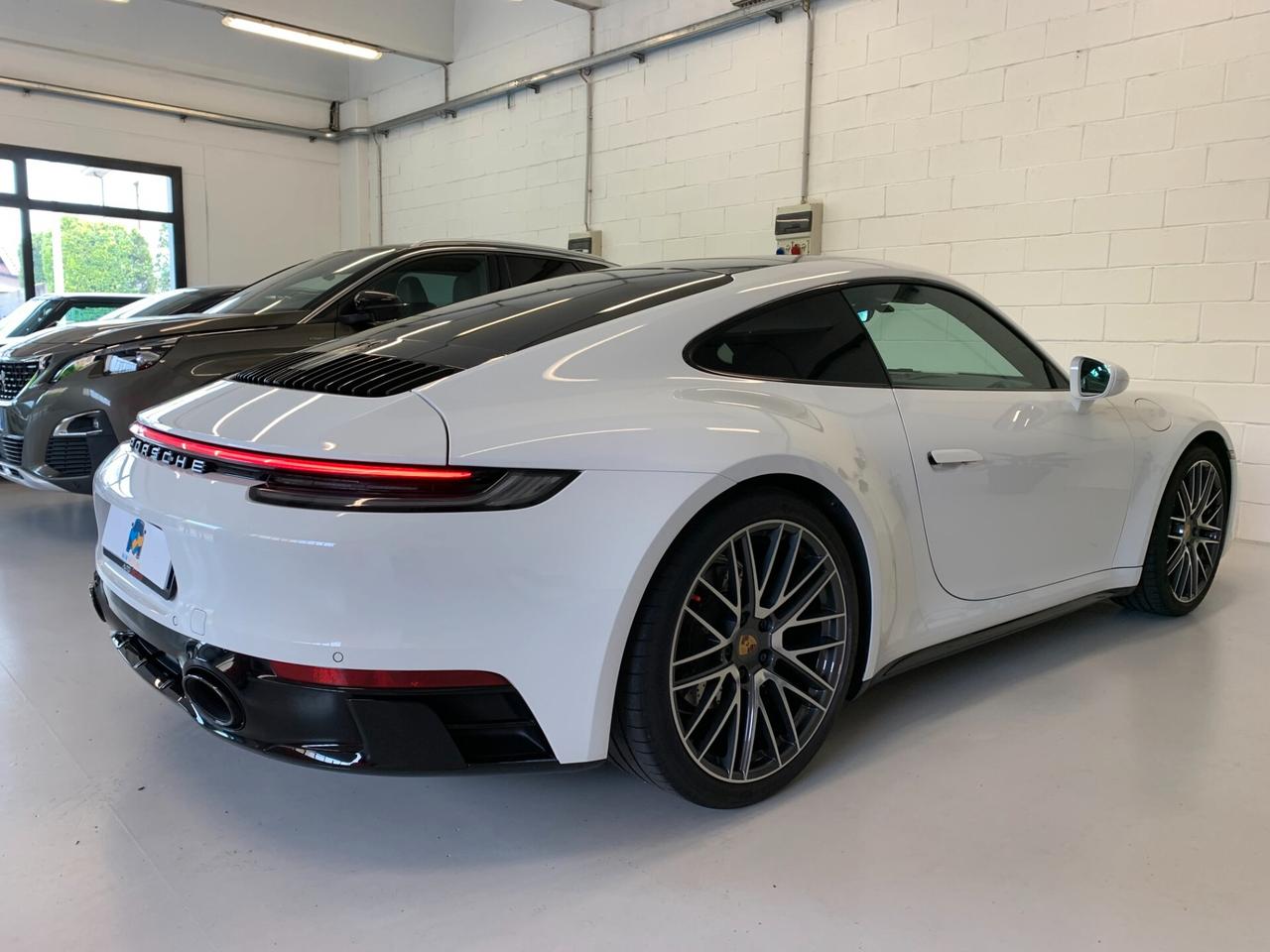 Porsche 911 VIII Carrera 992 Coupe 3.0 auto