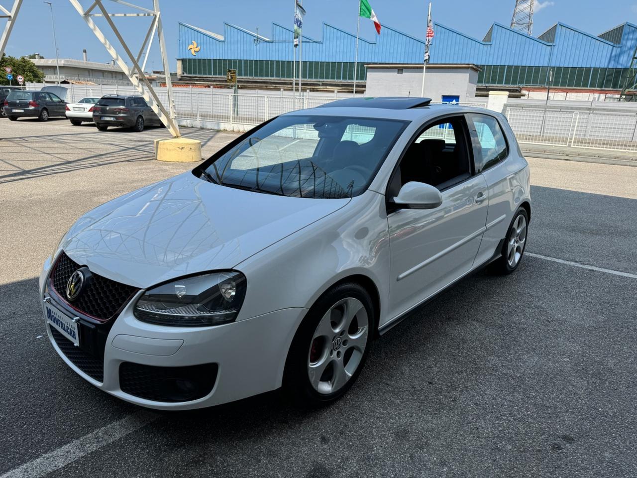 Volkswagen Golf 2.0 16V TFSI 3p. GTI