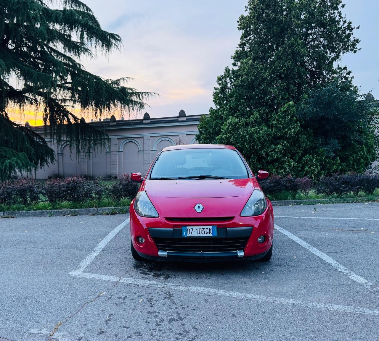 Renault Clio 1.2 16V 3 porte Dynamique
