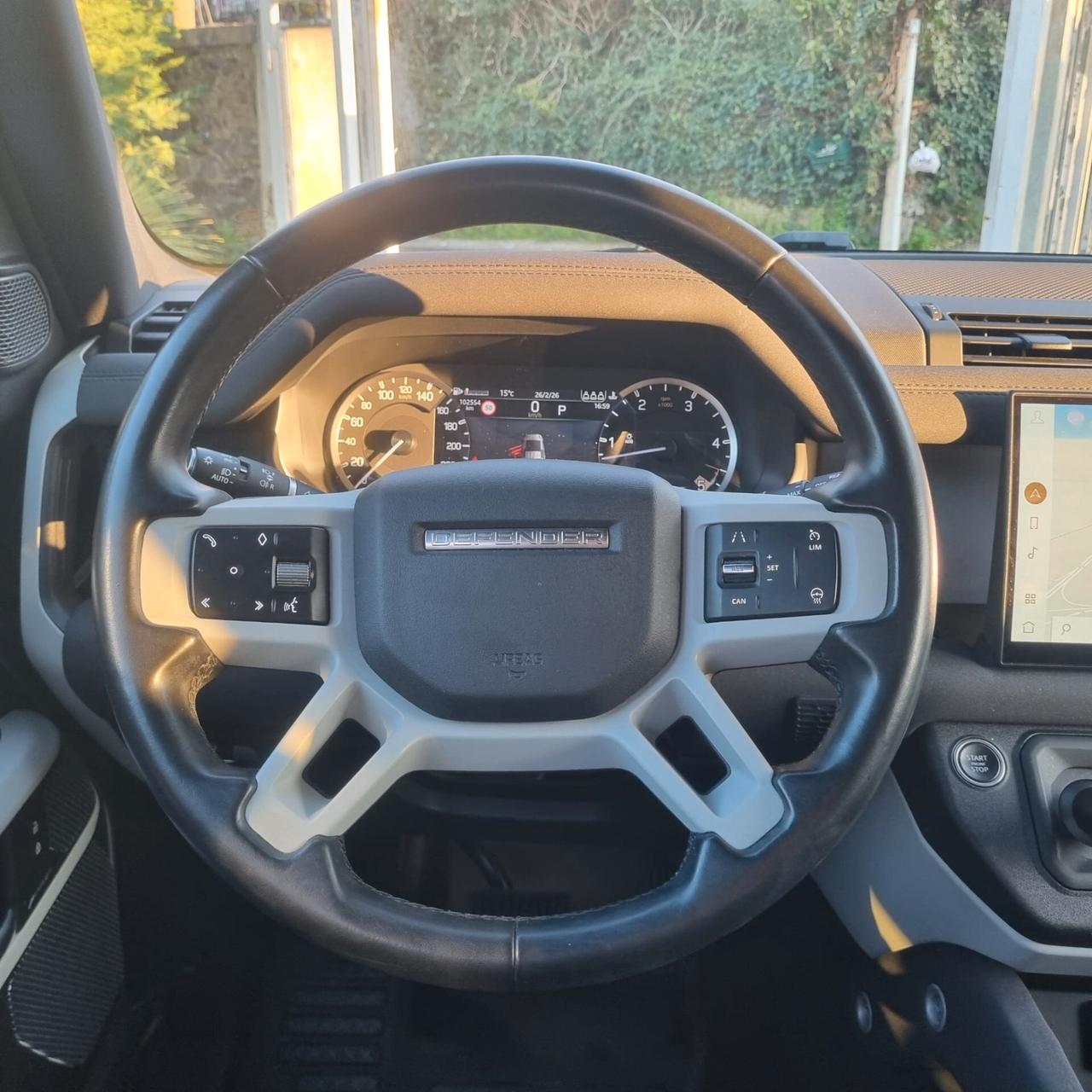 Land Rover Defender 110 3.0D I6 200 CV AWD Auto SE