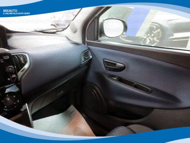 LANCIA Ypsilon Hybrid 1.0 FireFly 70cv 5 Porte Gold EU6