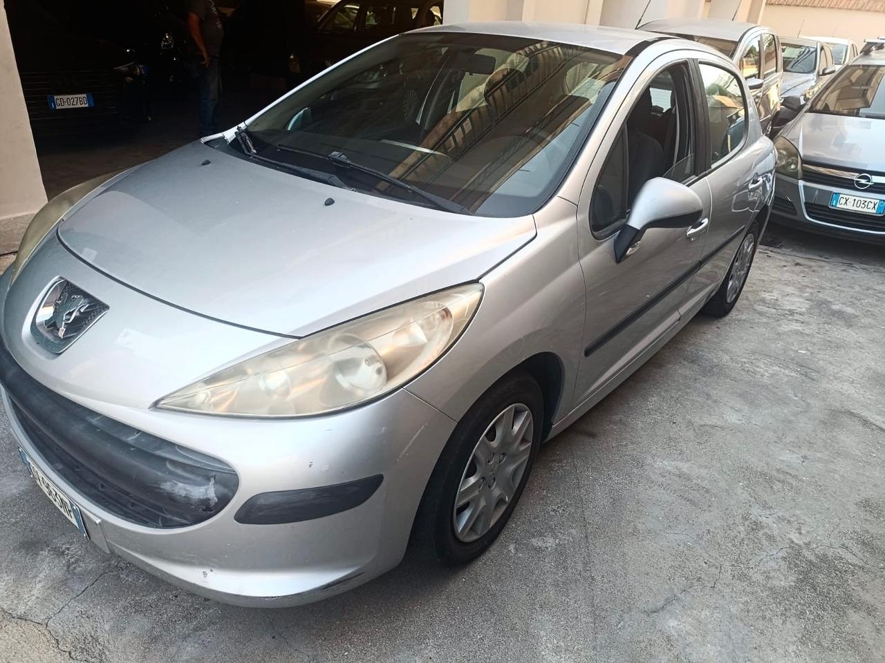 Peugeot 207 1.4 8V 75CV 5p. Energie Sport ECO GPL
