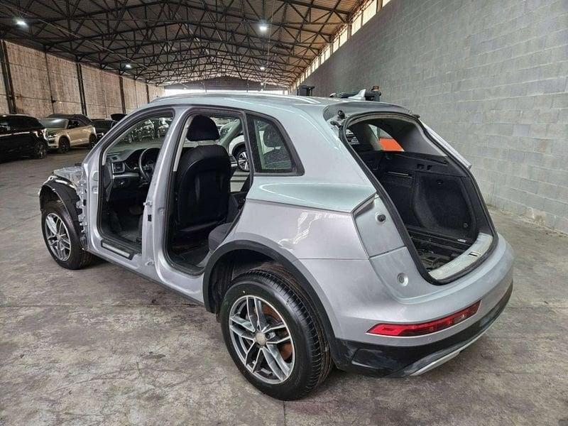Audi Q5 40 2.0 tdi mhev 12V quattro s-tronic - START - FURTO PARZIALE