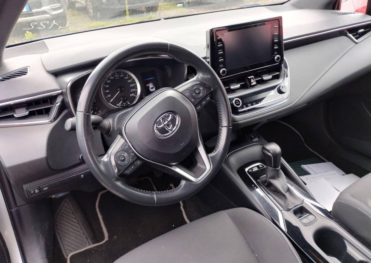 Toyota Corolla Touring Sports 1.8 Hybrid Business Tech