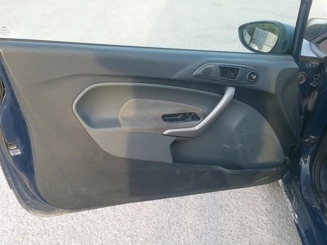 Ford Fiesta 1.4 3 porte Bz.- GPL