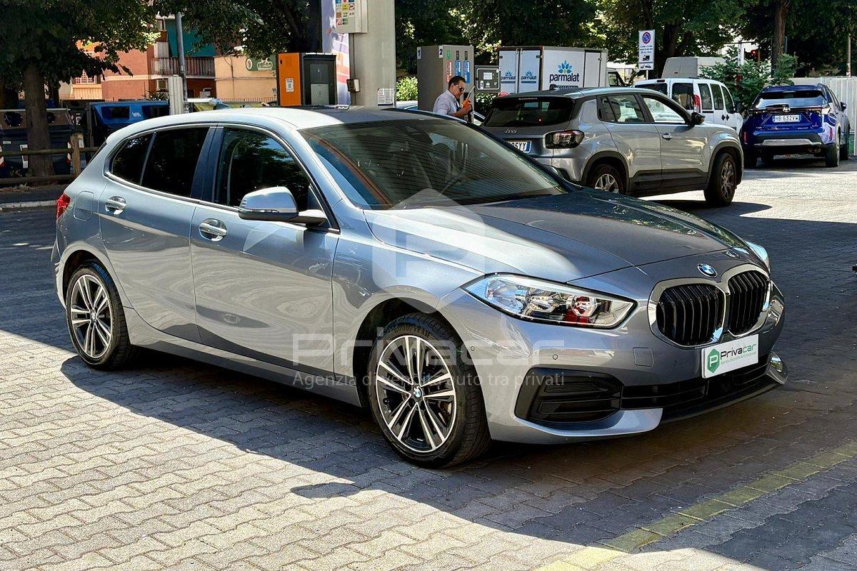 BMW 120i 5p. Business Advantage
