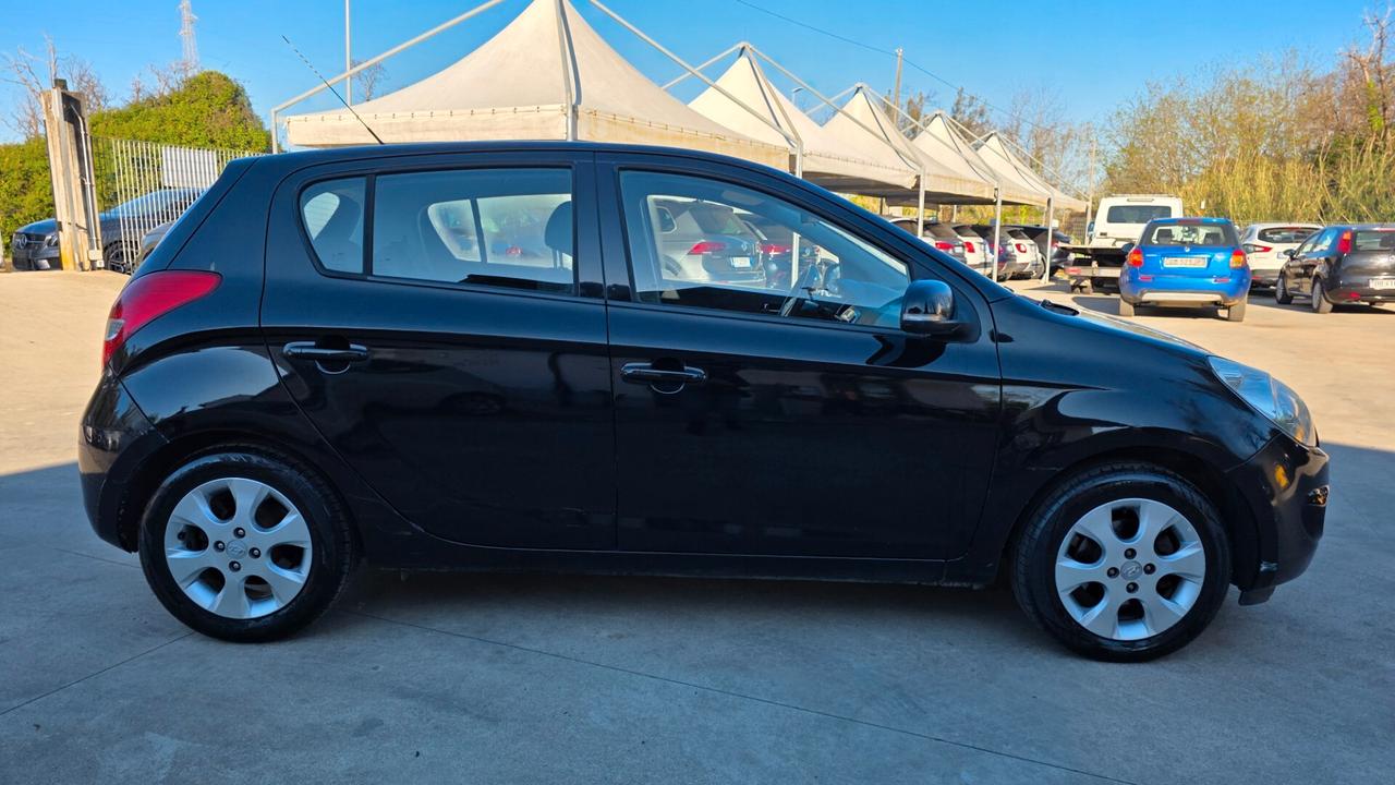 Hyundai i20 1.2 5p. Sound Edition GPL