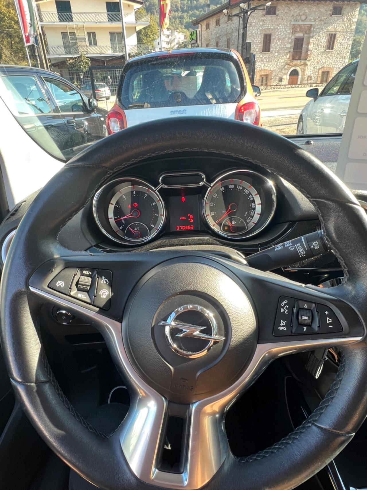 Opel Adam 1.2 70 CV