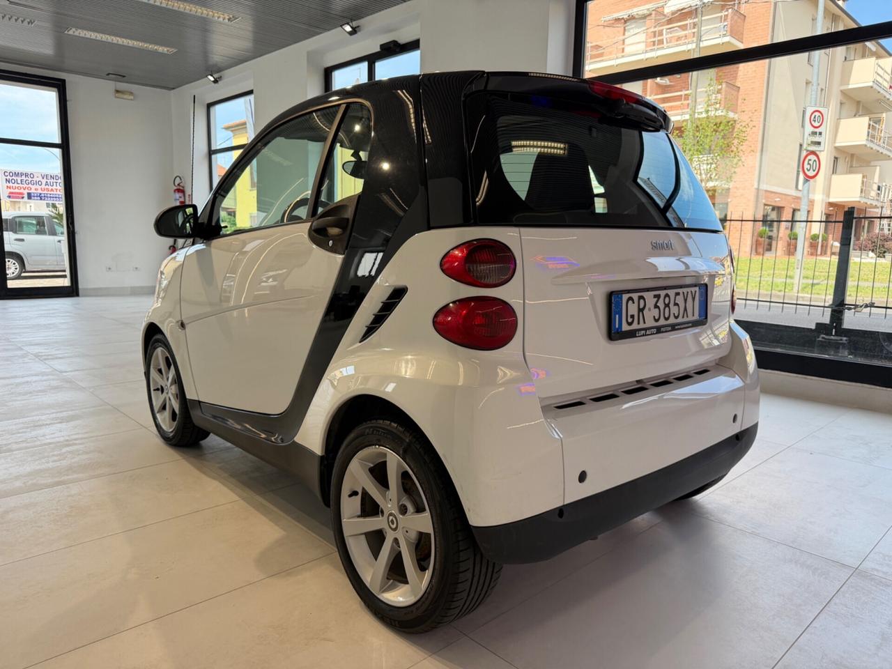 Smart ForTwo 1000 62 kW coupé pulse