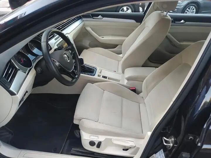 Volkswagen Passat 2.0 TDI SCR DSG Executive BMT