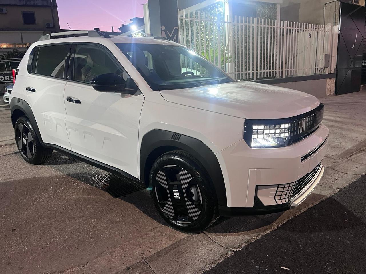Fiat Grande Panda 1.2 Hybrid 110 CV S&S La Prima