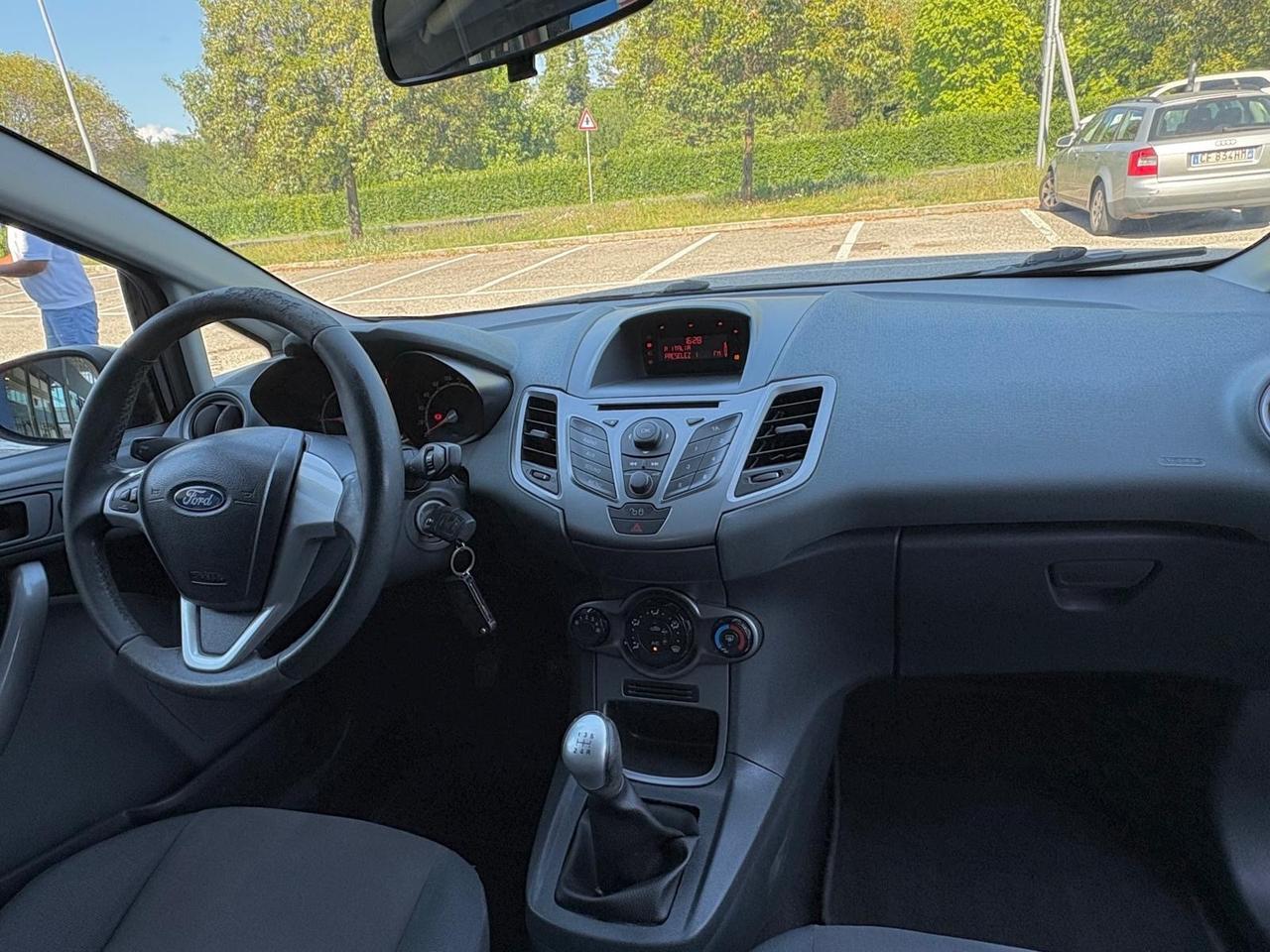 Ford Fiesta 1.2 Neopatentati