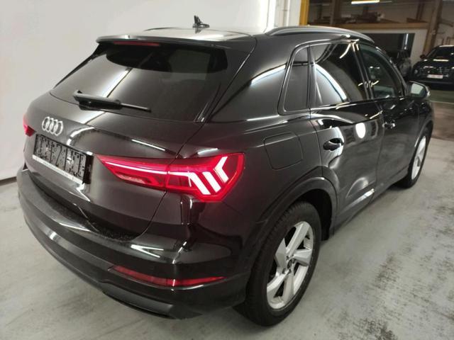 AUDI Q3 35 TDI S tronic S line edition