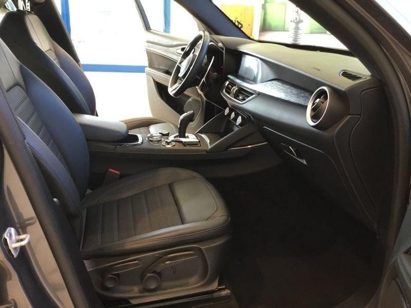 Alfa Romeo Stelvio 2.2 Turbodiesel 210 CV AT8 Q4 Sprint MY23