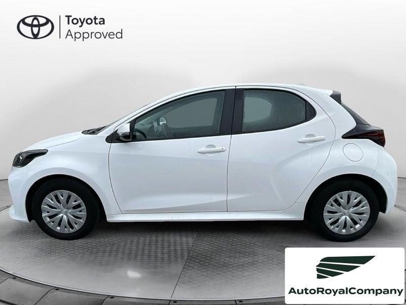 Toyota Yaris Hybrid Active MY21