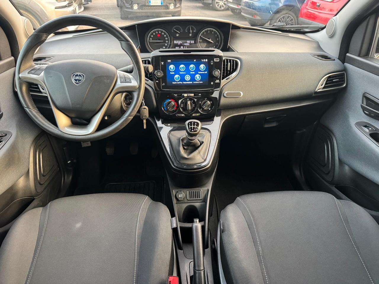 Lancia Ypsilon 1.0 FireFly 5 porte S&S Hybrid Gold