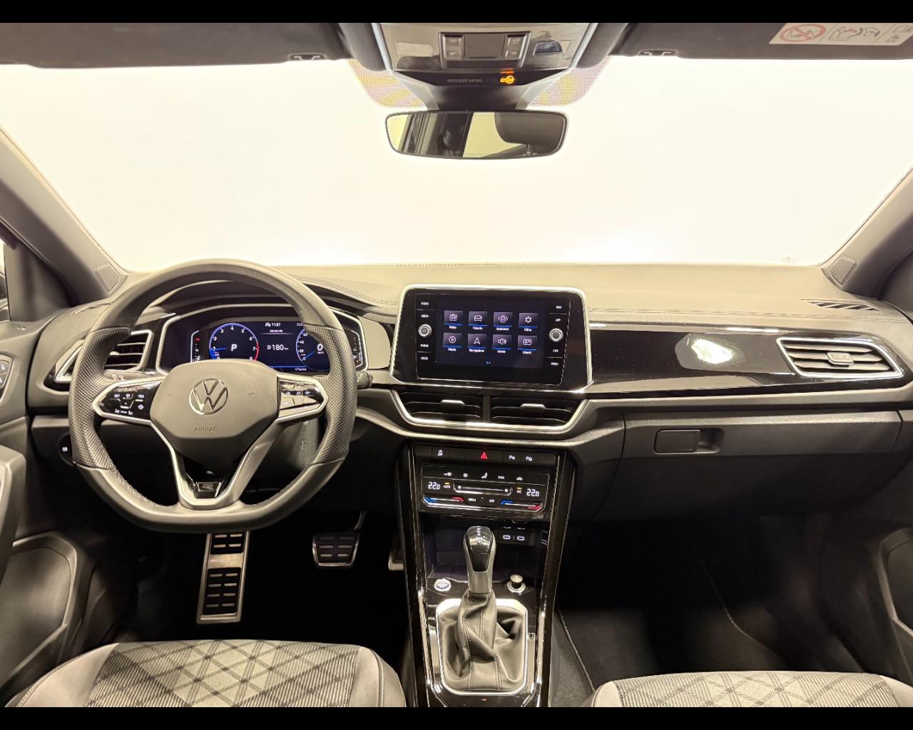 VOLKSWAGEN T-ROC 1.5 TSI DSG R-LINE
