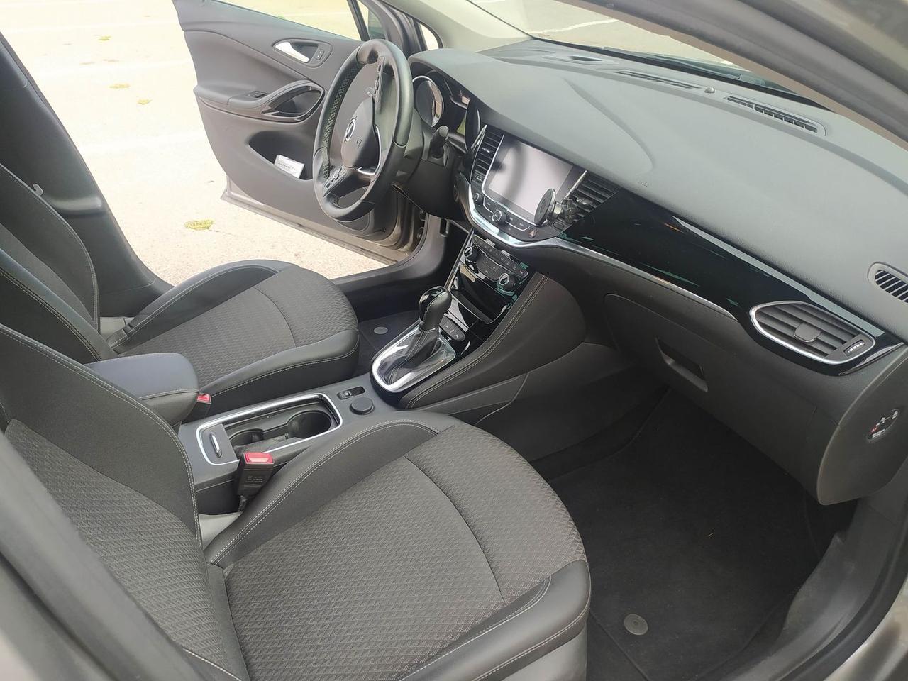 Opel Astra Business 1.6 CDTI 136 CV #6656