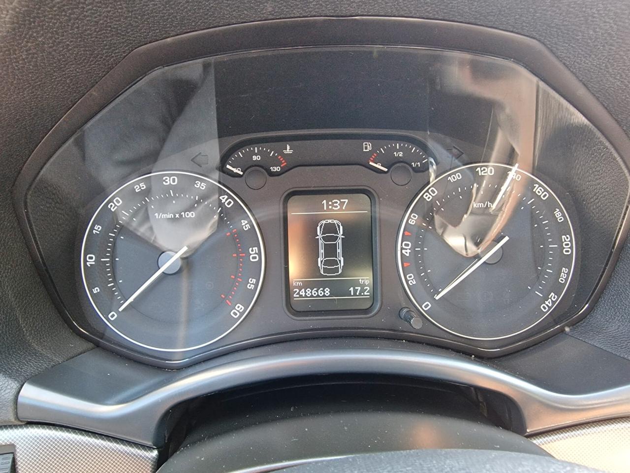 Skoda octavia 1.9 Tdi 105cv DSG Ambiente