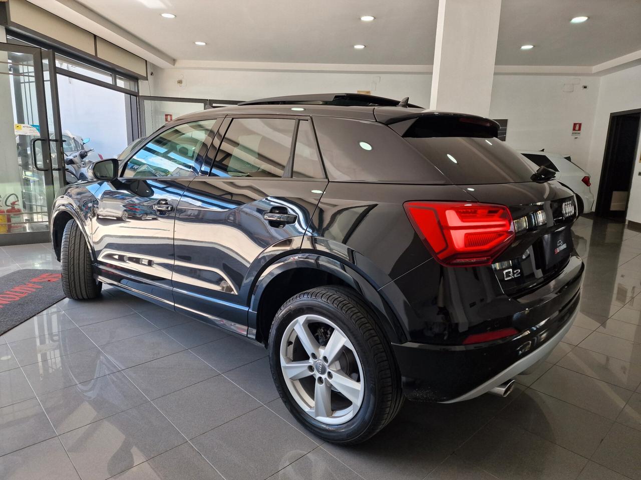 Audi Q2 30 TDI S tronic TETTO, LUCI AMBIENTE, IVA ESPOSTA
