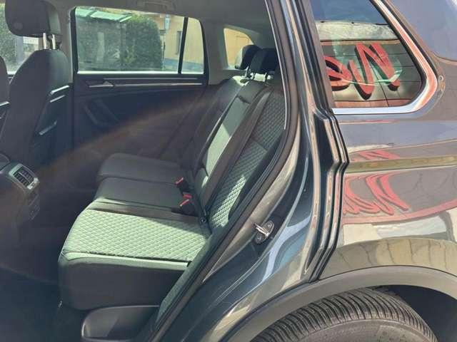 Volkswagen Tiguan 2.0 TDI SCR DSG 4MOTION Business BMT