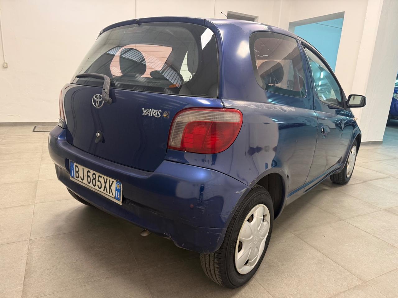 Toyota Yaris 1.0i 16V cat 3 porte