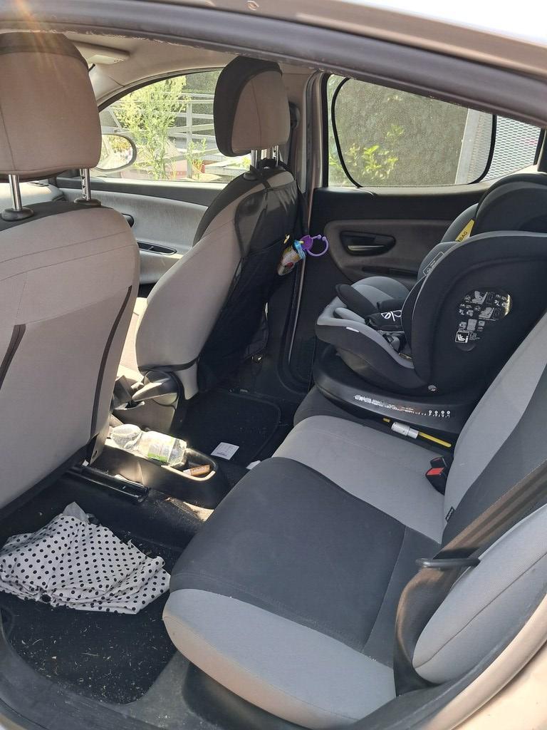 Lancia Ypsilon 5 Porte 1.2 Silver