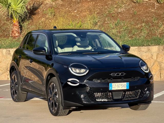 FIAT 600 HYBRID 110CV DCT MHEV LA PRIMA II+PELLE+18+RCAMERA