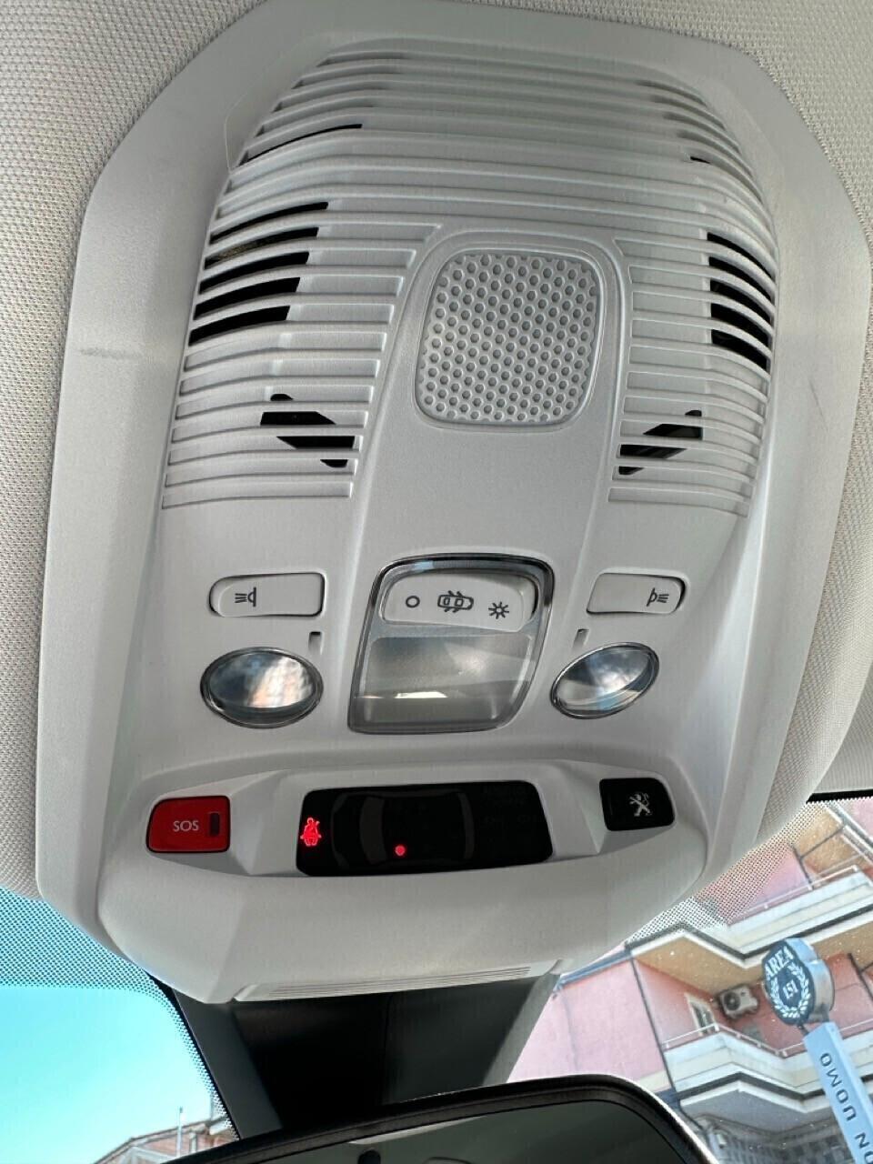 Peugeot 3008 BlueHDi 130 S&S EAT8 Active Business