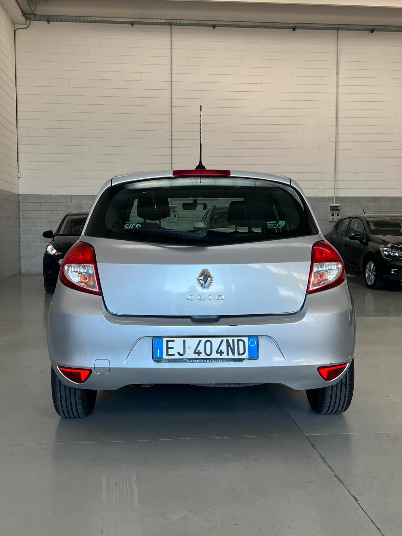 RENAULT CLIO 1.2 5P Live!