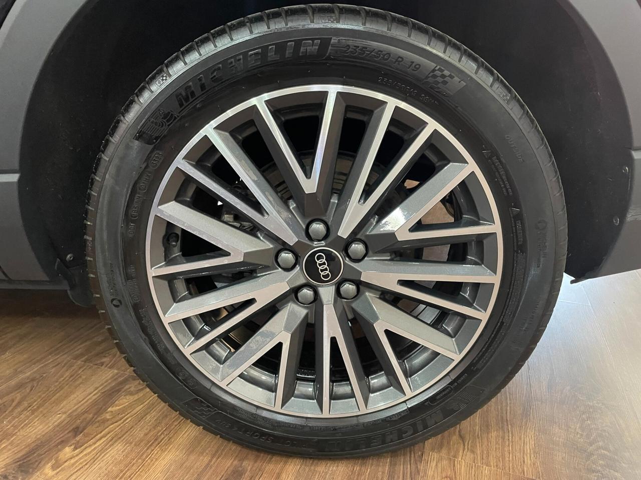 AUDI Q3 35 2.0 TDI 150CV BUSINESS