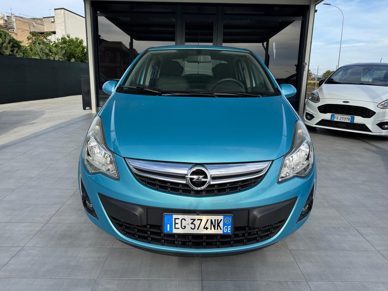 Opel Corsa 1.2 5 porte Club