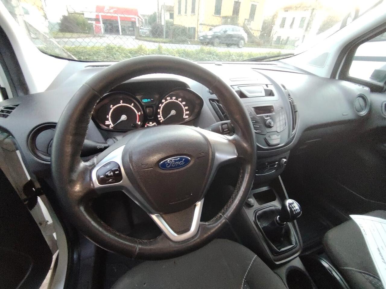 Ford Tourneo Courier 1.5 TDCI 75 CV Plus