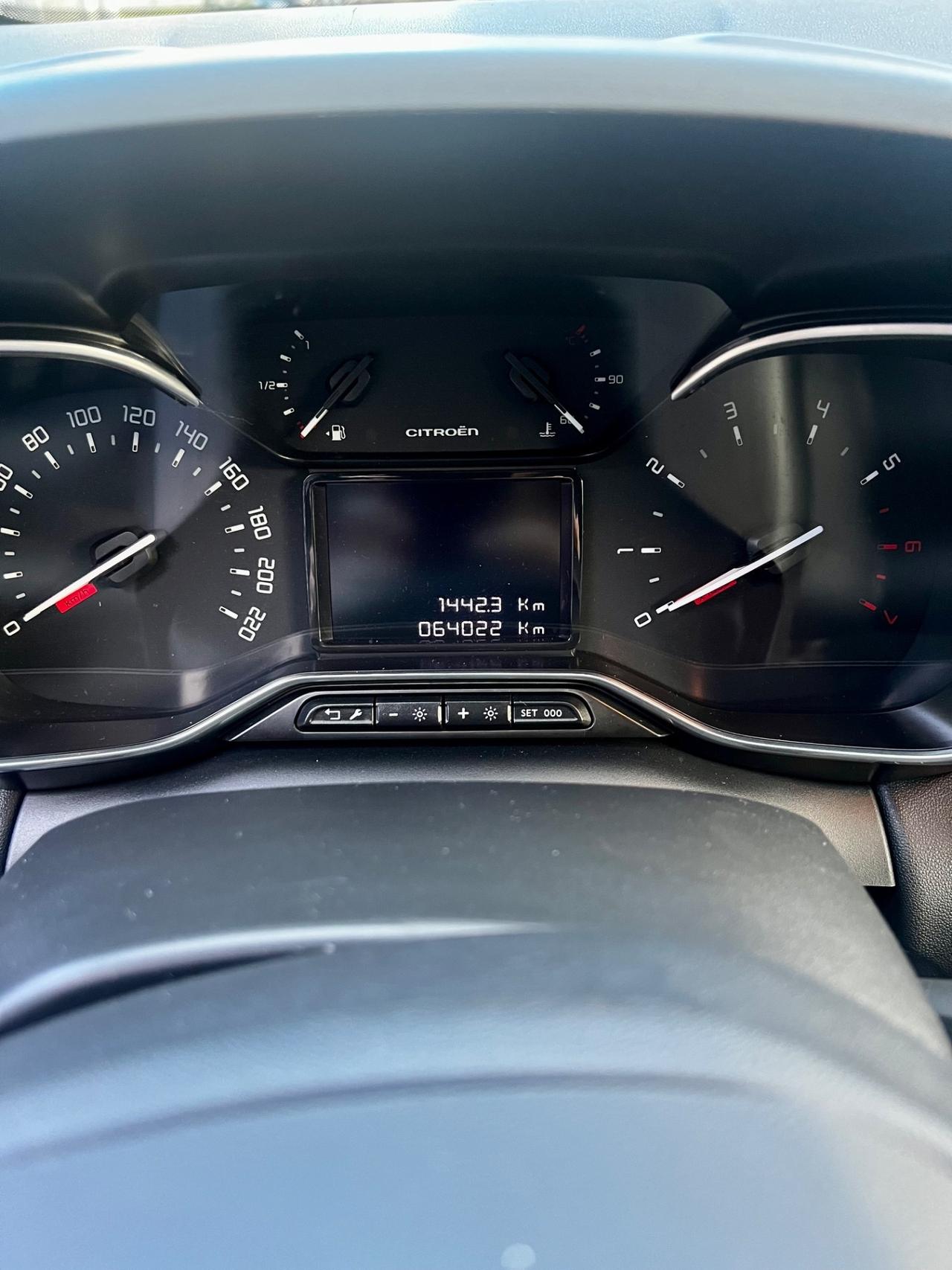 Citroen C3 Aircross BlueHDi automatica 64.000km