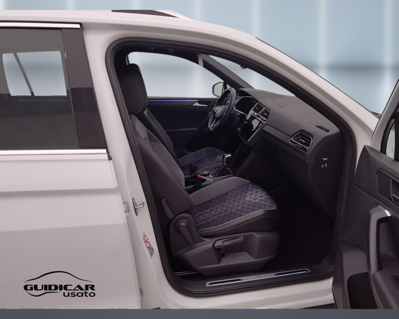 VOLKSWAGEN Tiguan II 2021 - Tiguan 2.0 tdi R-Line 4motion 150cv dsg