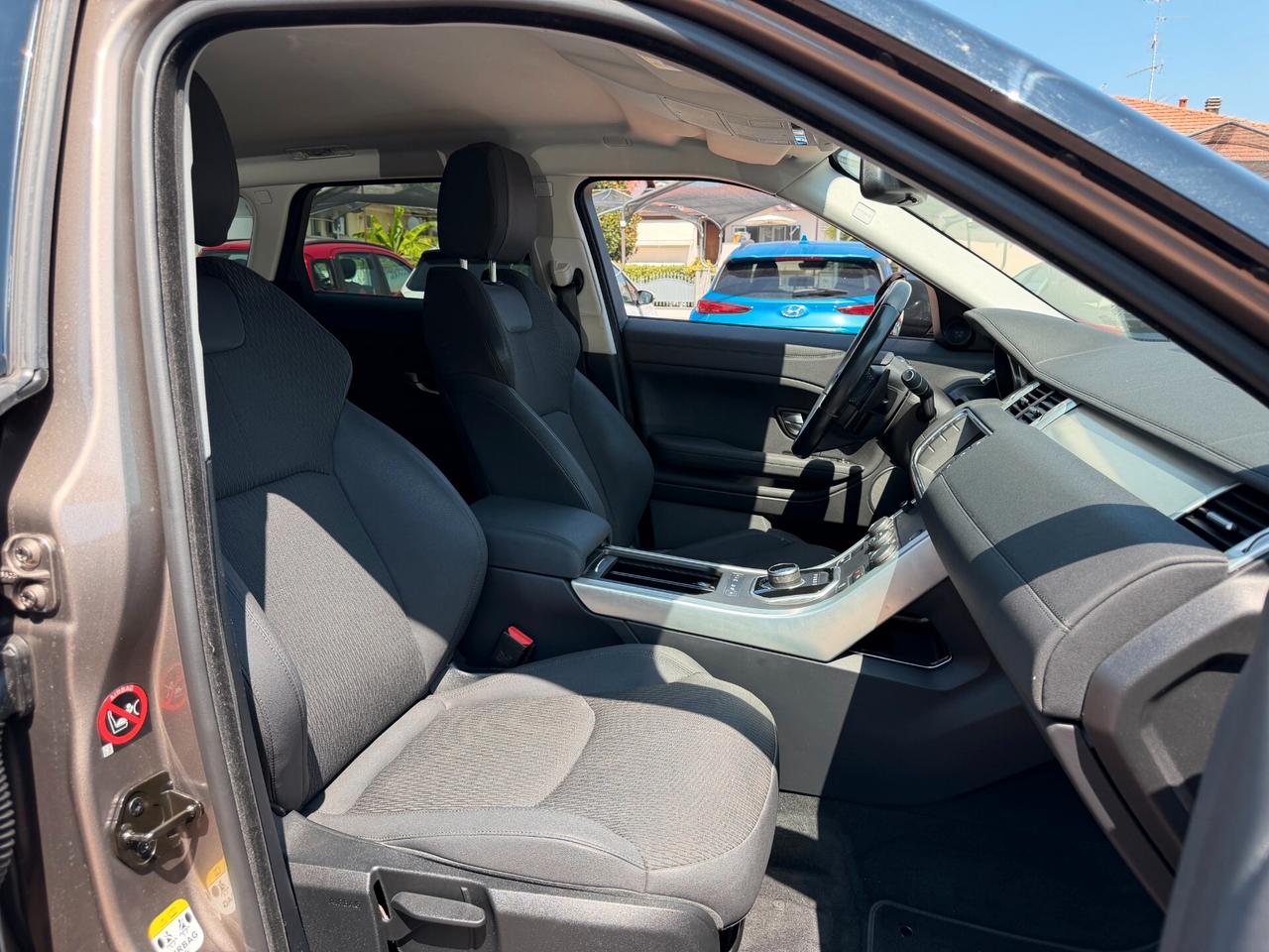 Land Rover Range Evoque 2.0 TD4 150 CV 5p. Pure